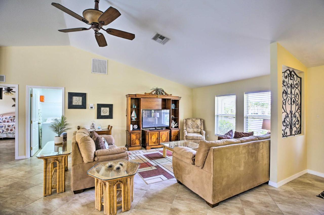Cape Coral Canalfront Home With Pool And Dock Zewnętrze zdjęcie